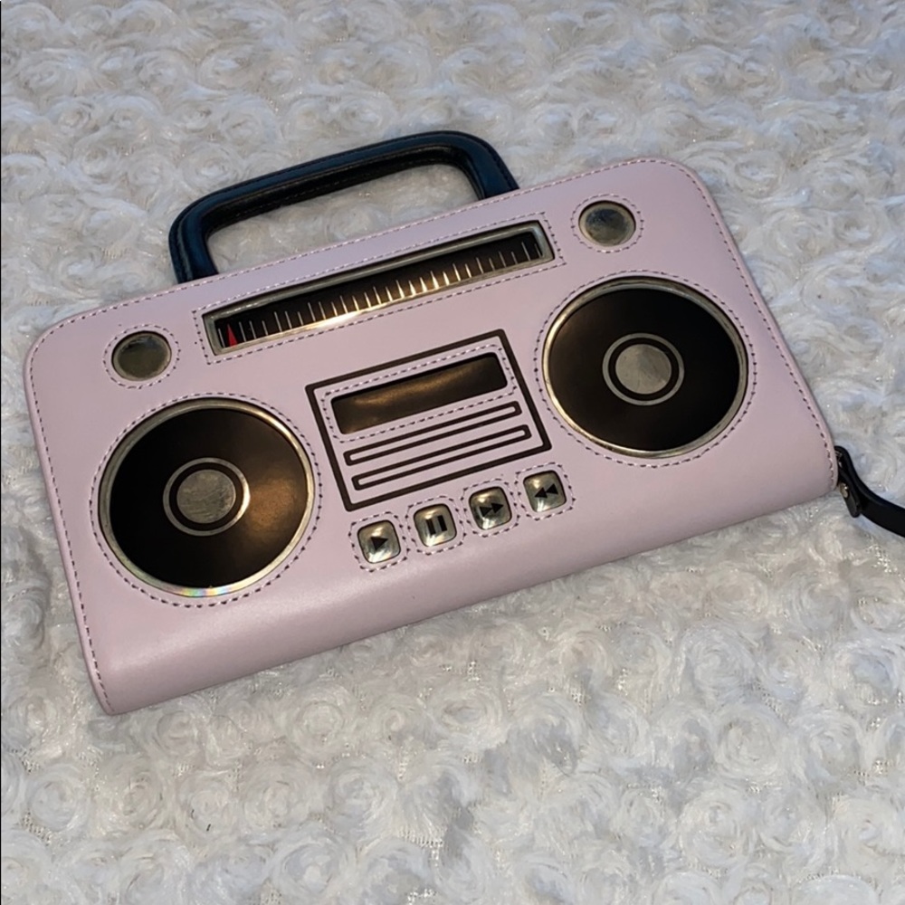 Kate Spade Boombox Adelina